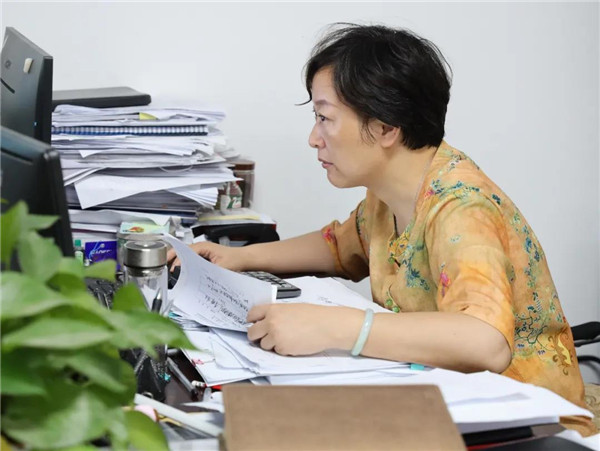 全市優(yōu)秀黨務(wù)工作者涂春珍：巾幗何須讓須眉，敢同日月爭光輝