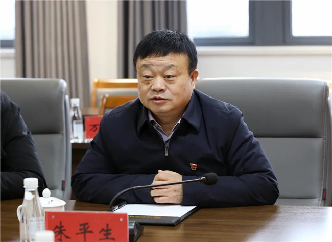 市國資委黨委書記、主任朱平生帶隊走訪慰問城投集團