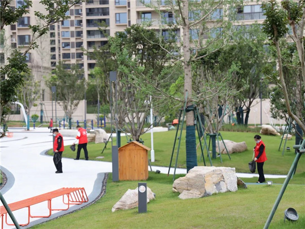 市城投集團(tuán)開展“大清掃、大撿拾、大宣傳”專項(xiàng)活動(dòng)