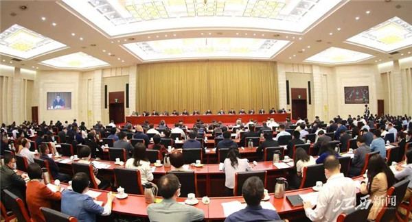 省委召開(kāi)貫徹落實(shí)中央人大工作會(huì)議精神推進(jìn)會(huì)，易煉紅提出這些要求