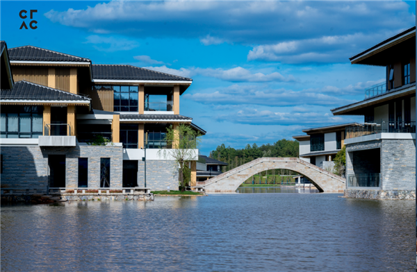 來(lái)CFAC美院基地 赴一場(chǎng)高雅藝術(shù)之約 第五屆粵港澳大灣區(qū)學(xué)校美術(shù)作品展 暨第七屆廣東省高校美術(shù)作品學(xué)院獎(jiǎng)雙年展即將啟幕