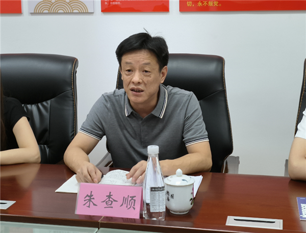 萬(wàn)進(jìn)軍一行調(diào)研城投集團(tuán)基層黨建工作