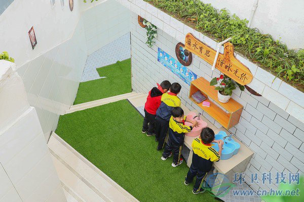 貴州織金：農(nóng)村學校的“廁所革命”